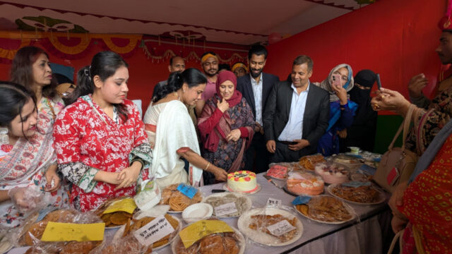 ব্রাহ্মণবাড়িয়া সরকারি কলেজে ৭৫ পদের পিঠা নিয়ে উৎসব অনুষ্ঠিত